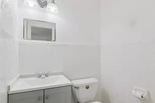 7502 Matranga St, Hitchcock, TX 77563 - Photo 15