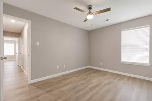 9506 Lasbury Dr, Houston, TX 77083 - Photo 15
