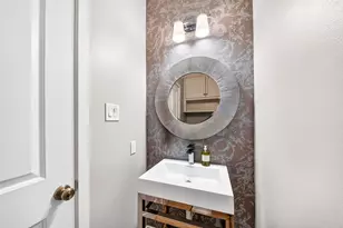 4336 Lula St, Bellaire, TX 77401 - Photo 25