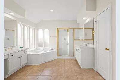 5819 Brook Bend Drive, Sugar Land, TX 77479 - Photo 33