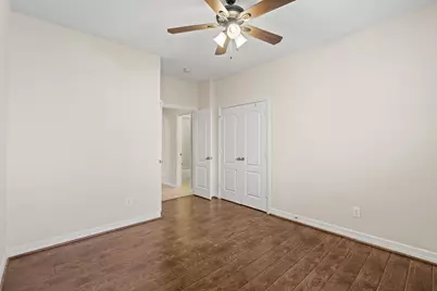 5819 Brook Bend Drive, Sugar Land, TX 77479 - Photo 31