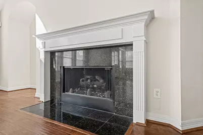 5819 Brook Bend Drive, Sugar Land, TX 77479 - Photo 17