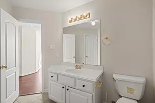 5819 Brook Bend Dr, Sugar Land, TX 77479 - Photo 41