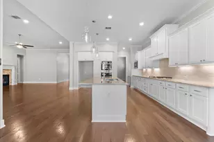 5715 Balcones Ridge Ln, Houston, TX 77059 - Photo 15