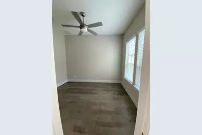 2642 Fountain Key Boulevard, Houston, TX 77008 - Photo 11