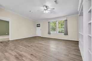 734 13th St, Dickinson, TX 77539 - Photo 13