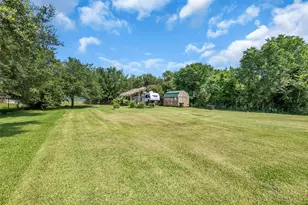 734 13th St, Dickinson, TX 77539 - Photo 21