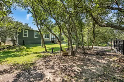 734 13th Street, Dickinson, TX 77539 - Photo 3