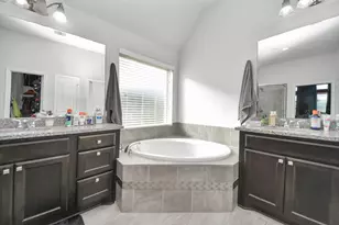 9238 Lakeshores Lagoon Ln, Cypress, TX 77433 - Photo 27