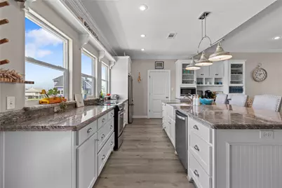 3026 Copacabana Drive, Crystal Beach, TX 77650 - Photo 7