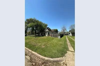 1045 8th Street, Hempstead, TX 77445 - Photo 5