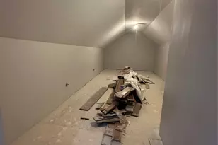 1045 8th St, Hempstead, TX 77445 - Photo 31