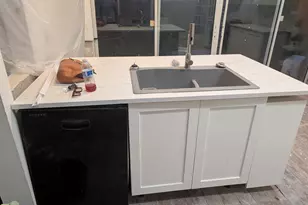 1045 8th St, Hempstead, TX 77445 - Photo 17