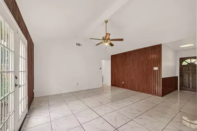 11006 Concho Street, Houston, TX 77072 - Photo 7