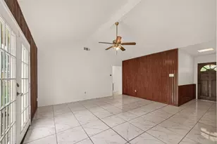 11006 Concho St, Houston, TX 77072 - Photo 7