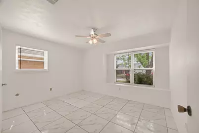 11006 Concho Street, Houston, TX 77072 - Photo 23