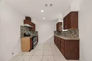 11006 Concho St, Houston, TX 77072 - Photo 9