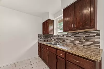 11006 Concho Street, Houston, TX 77072 - Photo 11