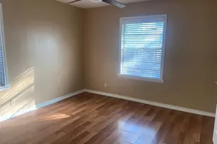 7868 Broadview Dr, Houston, TX 77061 - Photo 17