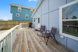 2008 71st St, Galveston, TX 77551 - Photo 15