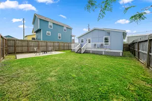 2008 71st St, Galveston, TX 77551 - Photo 1