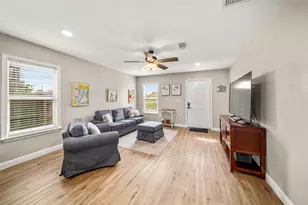 2008 71st St, Galveston, TX 77551 - Photo 7