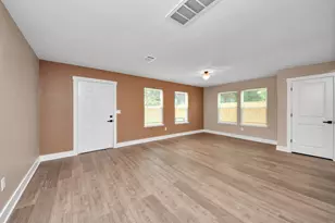 2430 Dolly Wright St, Houston, TX 77088 - Photo 17