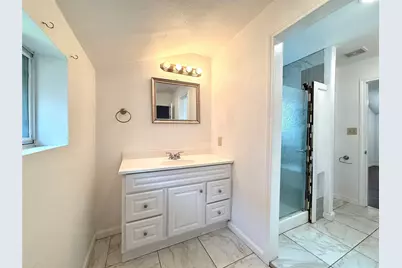 421 Sidney Street #1, Houston, TX 77003 - Photo 11