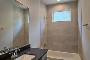 611 N Emile St, Houston, TX 77020 - Photo 19