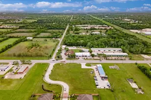 6731 W Broadway St, Pearland, TX 77581 - Photo 3
