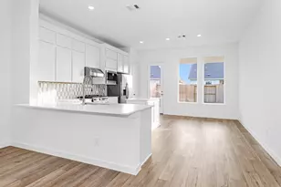 29323 Meadowcreek Hl Dr, Waller, TX 77484 - Photo 9