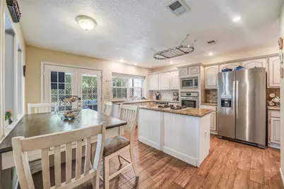 9002 Havencrest Drive, Houston, TX 77083 - Photo 13