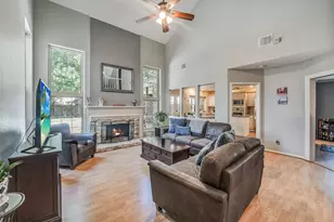 9002 Havencrest Dr, Houston, TX 77083 - Photo 5