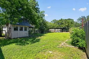 106 E Val Verde St, Brenham, TX 77833 - Photo 29