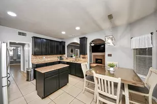 7903 Veranda Dr, Cove, TX 77523 - Photo 3