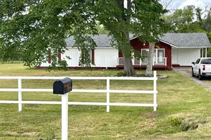 335 Carroll Roads E, Richmond, TX 77469 - Photo 1