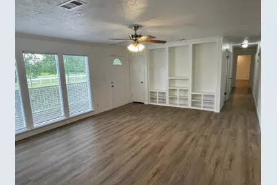 335 Carroll Roads E, Richmond, TX 77469 - Photo 9