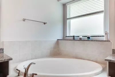 4310 Markstone Ridge Lane, Rosharon, TX 77583 - Photo 23