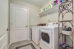 9519 White Lndg, Mont Belvieu, TX 77523 - Photo 29