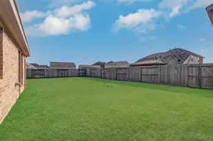 9519 White Lndg, Mont Belvieu, TX 77523 - Photo 39