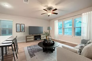 371 Huisache St, Lake Jackson, TX 77566 - Photo 1