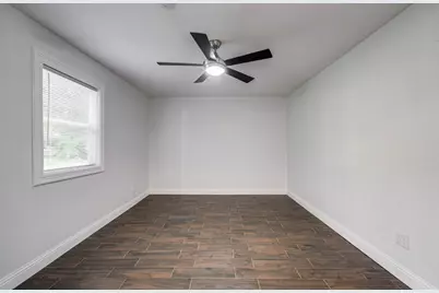 536 Robert E Lee Drive, Conroe, TX 77302 - Photo 23