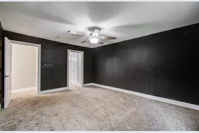 536 Robert E Lee Drive, Conroe, TX 77302 - Photo 37