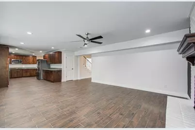536 Robert E Lee Drive, Conroe, TX 77302 - Photo 7