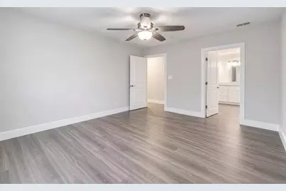 536 Robert E Lee Drive, Conroe, TX 77302 - Photo 19