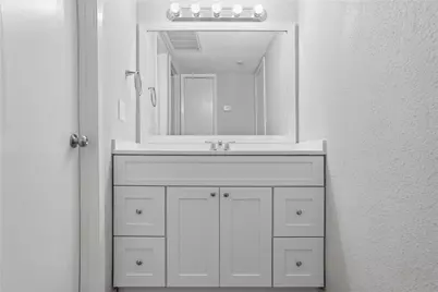 250 El Dorado Boulevard #205, Webster, TX 77598 - Photo 3