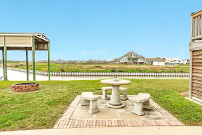 220 Kings Drive, Freeport, TX 77541 - Photo 17