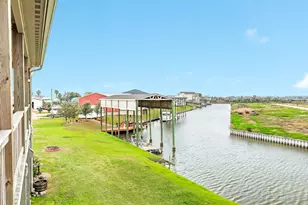 220 Kings Dr, Freeport, TX 77541 - Photo 7