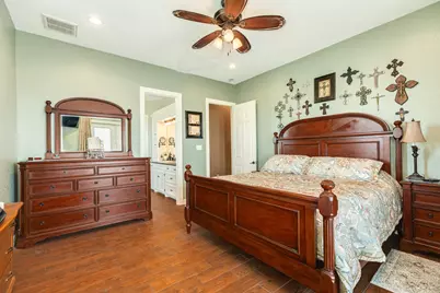 220 Kings Drive, Freeport, TX 77541 - Photo 29