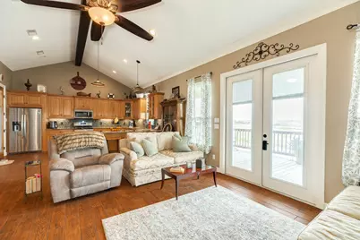 220 Kings Drive, Freeport, TX 77541 - Photo 21